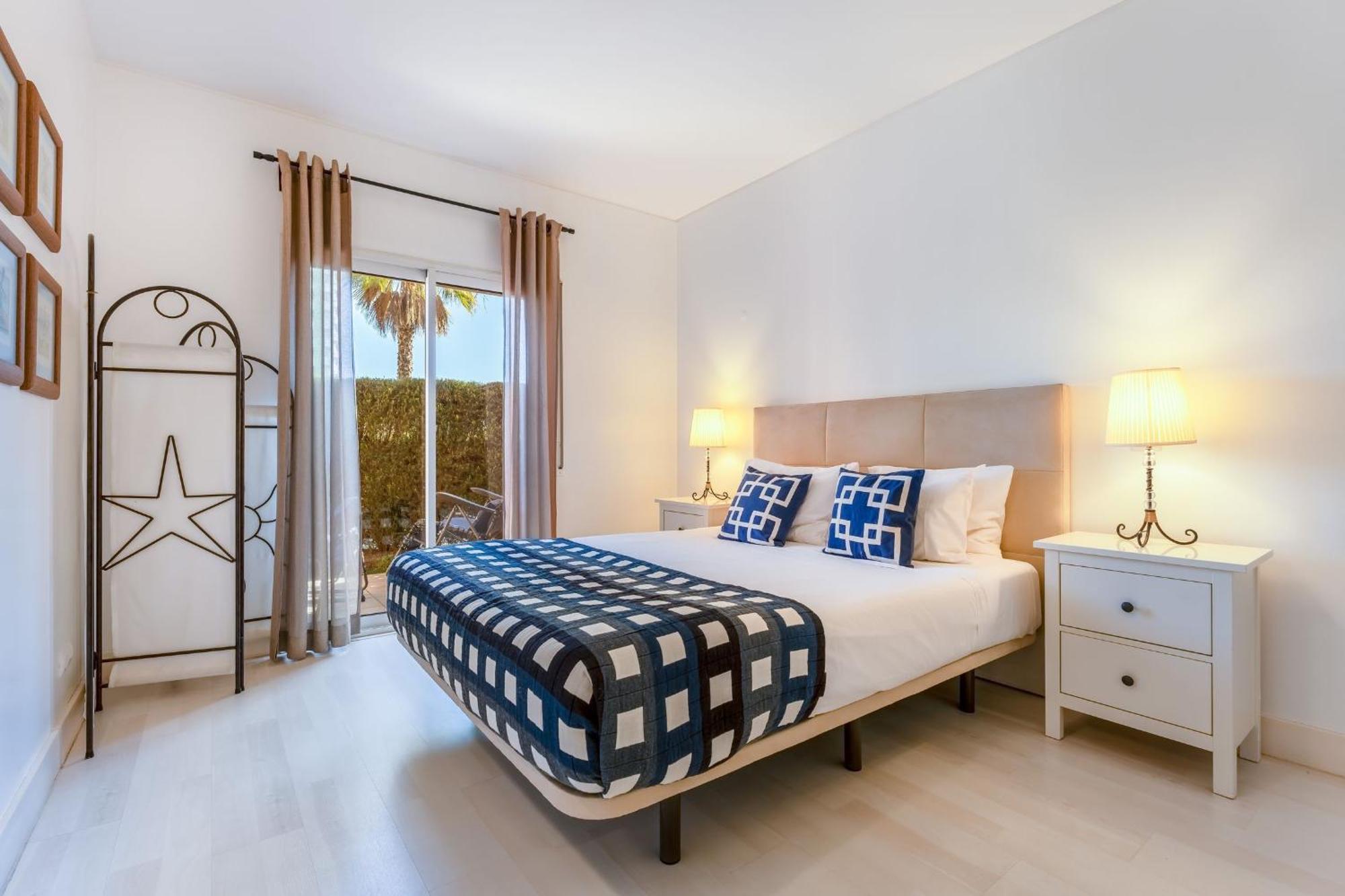 Serene Ocean 1 Bdr Apartment With Patio By Lovelystay Портиман Екстериор снимка