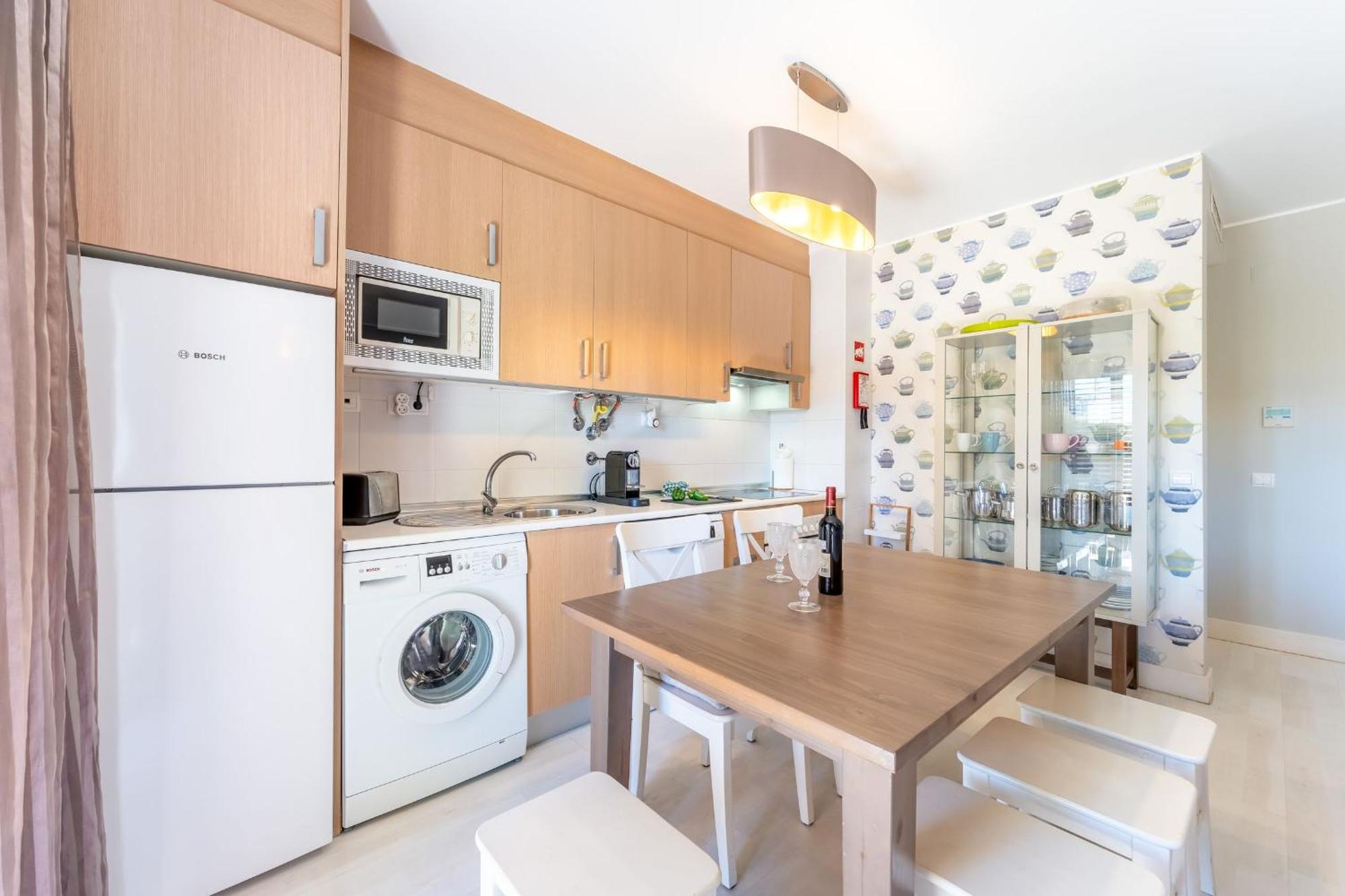 Serene Ocean 1 Bdr Apartment With Patio By Lovelystay Портиман Екстериор снимка