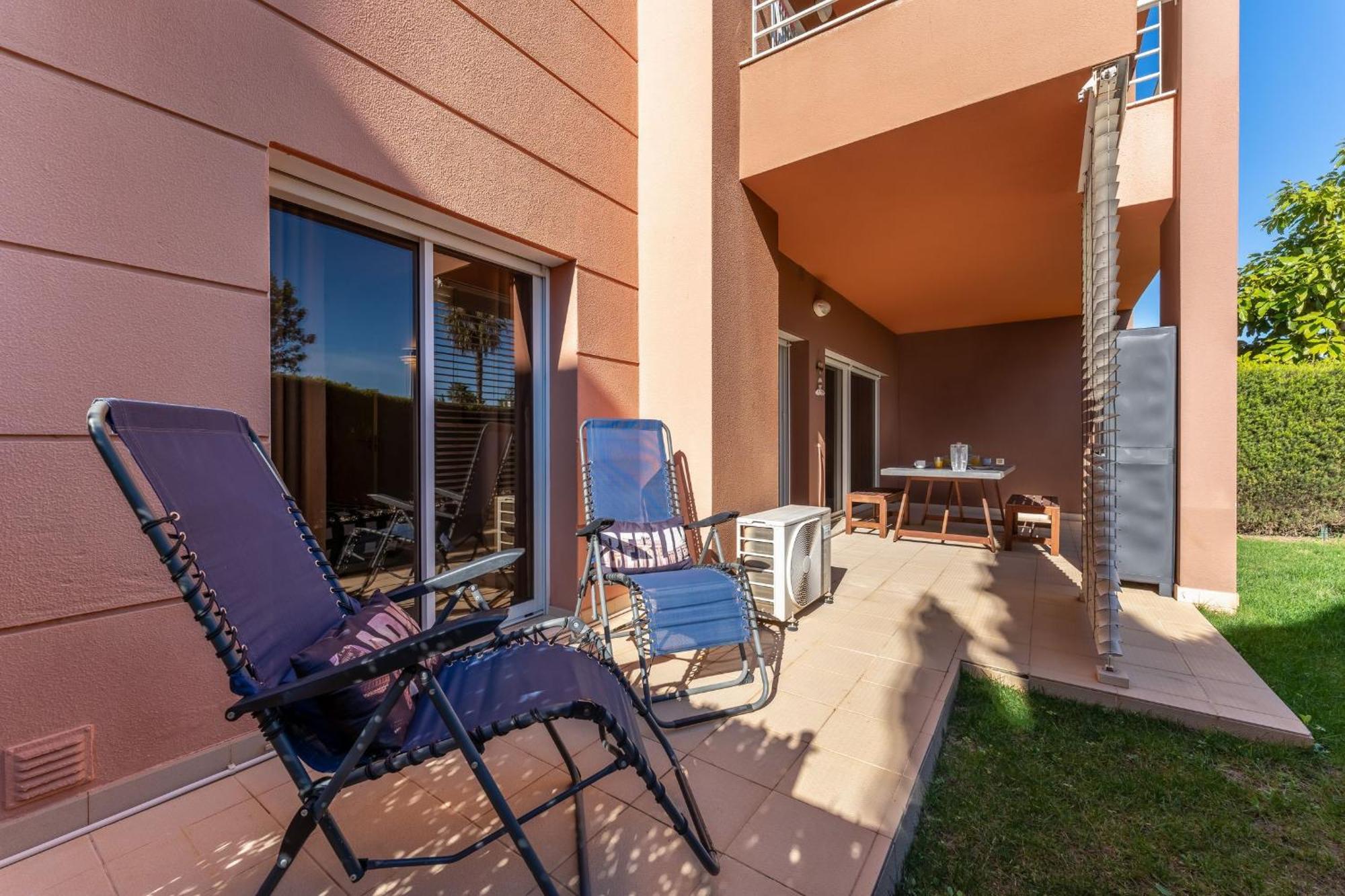 Serene Ocean 1 Bdr Apartment With Patio By Lovelystay Портиман Екстериор снимка
